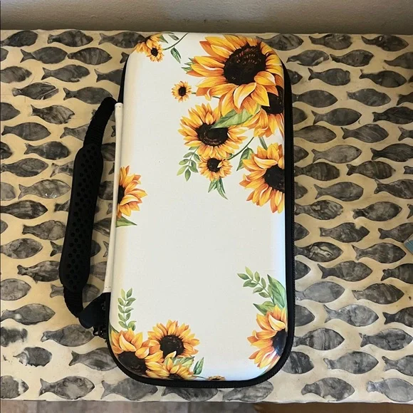 Nintendo Switch Animal Crossing: New Horizons Limited Edition Console w/ game - Picture 6 of 9